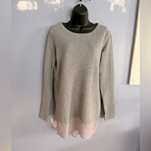 Worthington Small Gray Lightweight Sweater Silver Sparkle Throughout Preowned